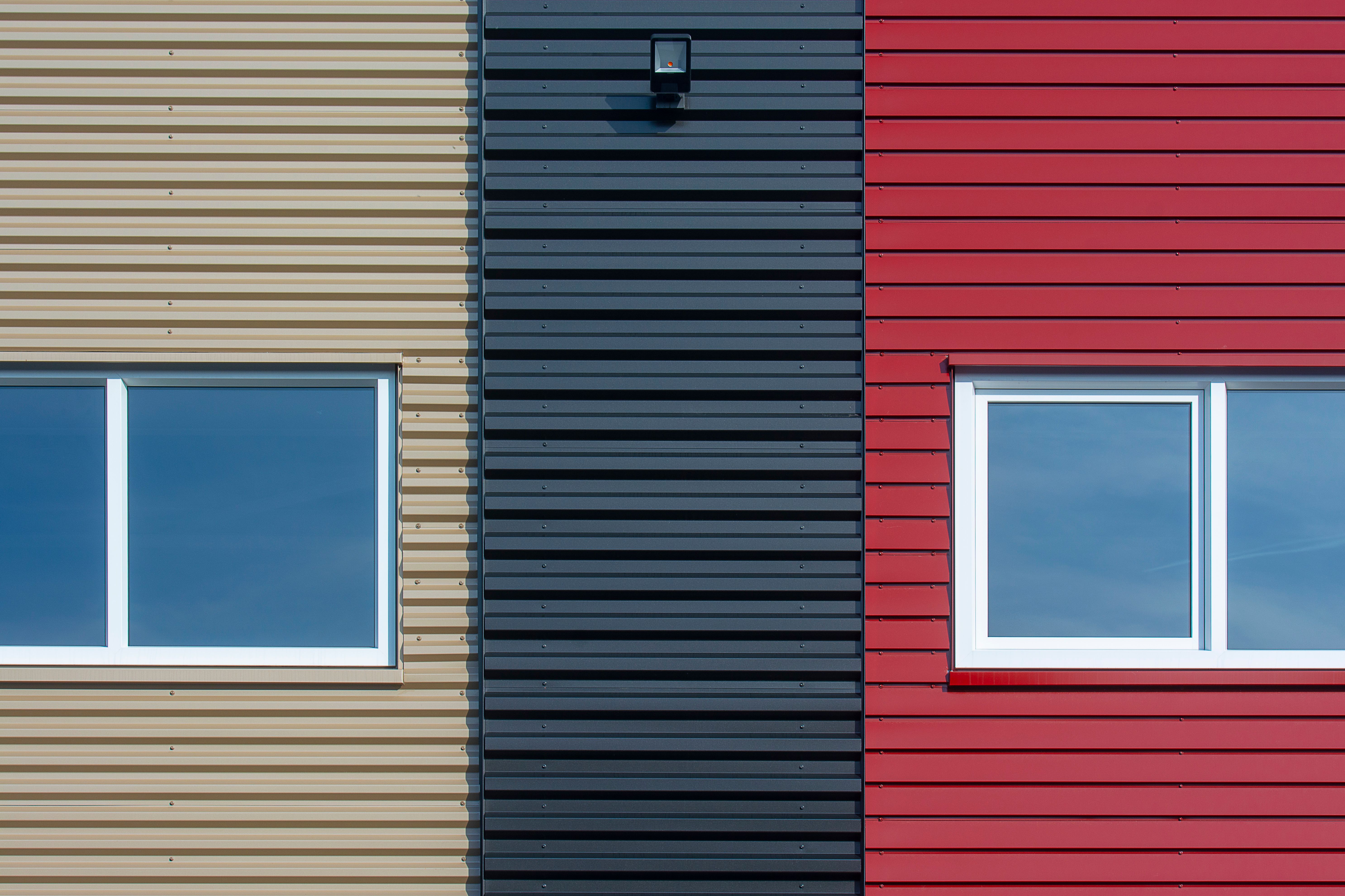 Siding color