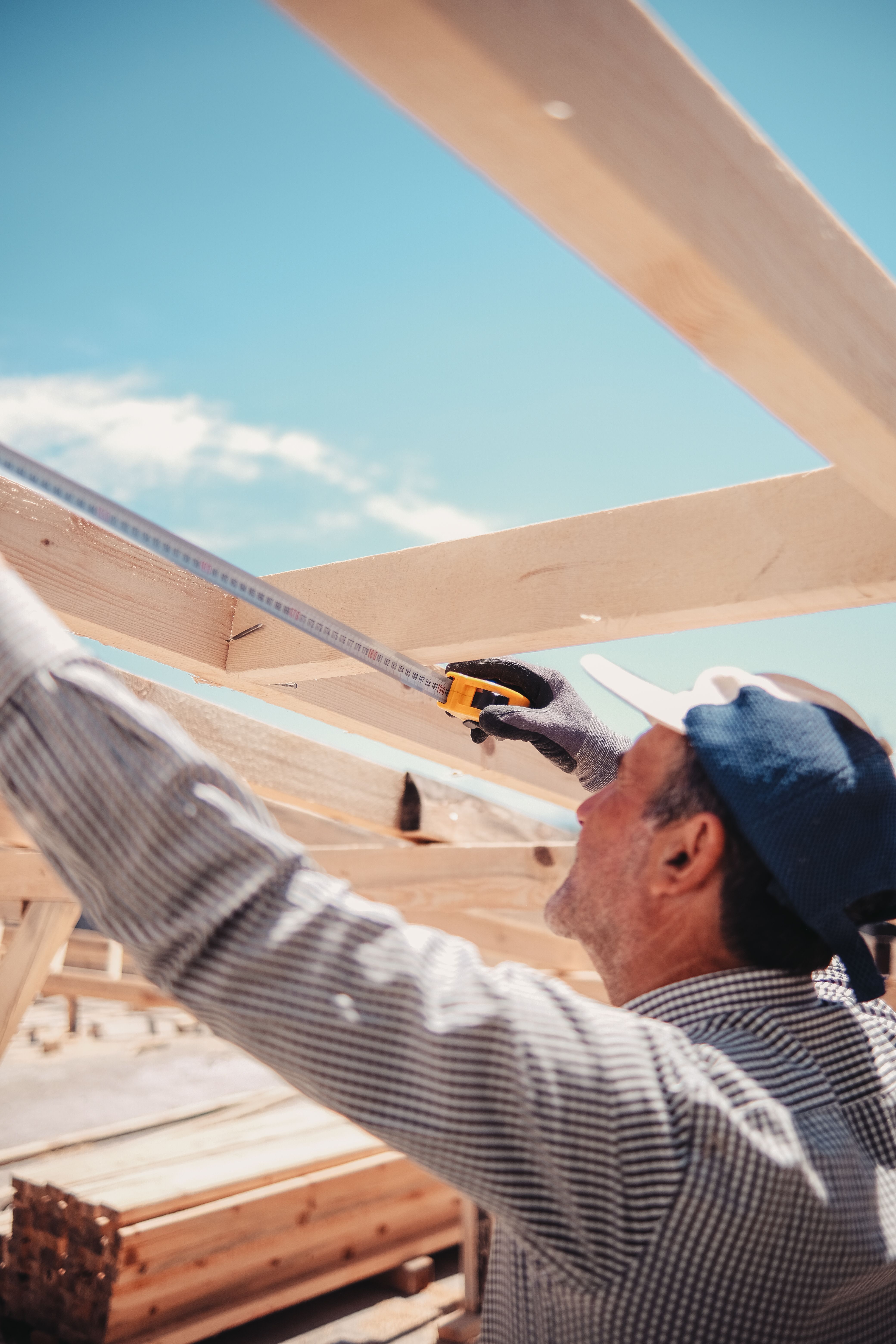 Measuring_Roof